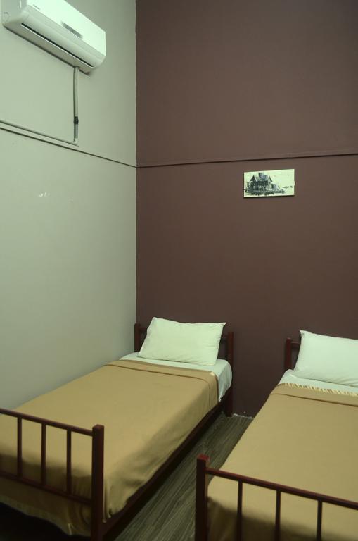 7 Nite Imbi - Hostel Kuala Lumpur Room photo